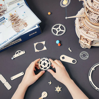Mechanical Orrery 3D Puzzle Kit (316 Pieces)